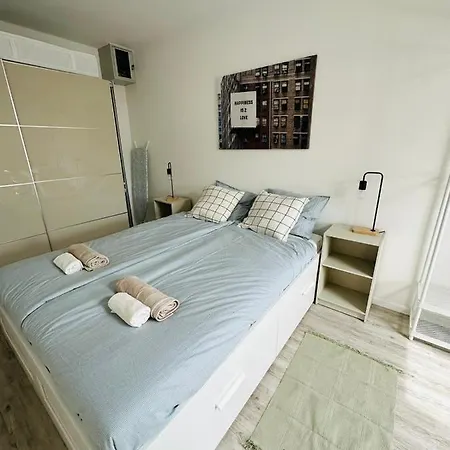 Apartment Palace Quarter 1 Peaceful Modern Floor