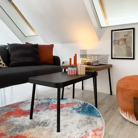 Palace Quarter 1 Peaceful Modern Floor Apartament *