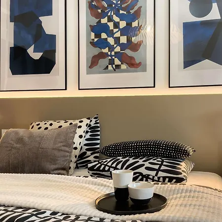 Palace Quarter 1 Peaceful Modern Floor *