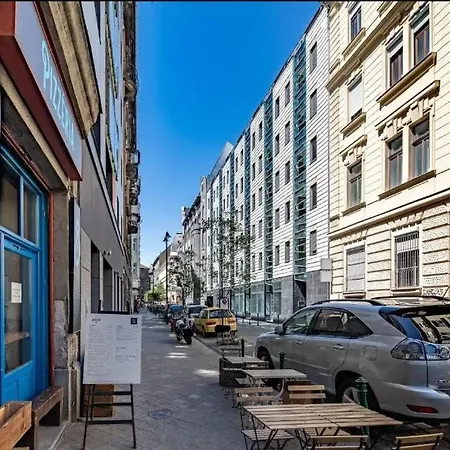 Apartament Palace Quarter 1 Peaceful Modern Floor *